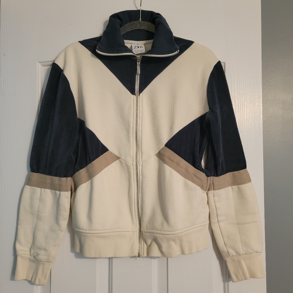 Zara Navy and Cream Velvet Geometric Jacket